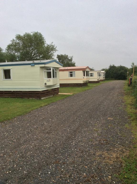 Fenlake Holiday Accommodation Metheringham Exteriör bild