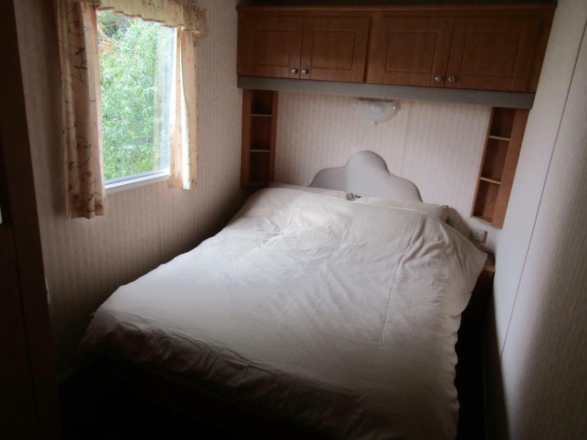 Fenlake Holiday Accommodation Metheringham Exteriör bild