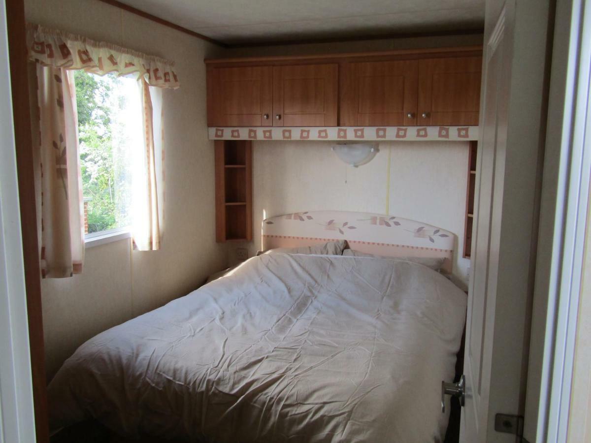 Fenlake Holiday Accommodation Metheringham Exteriör bild