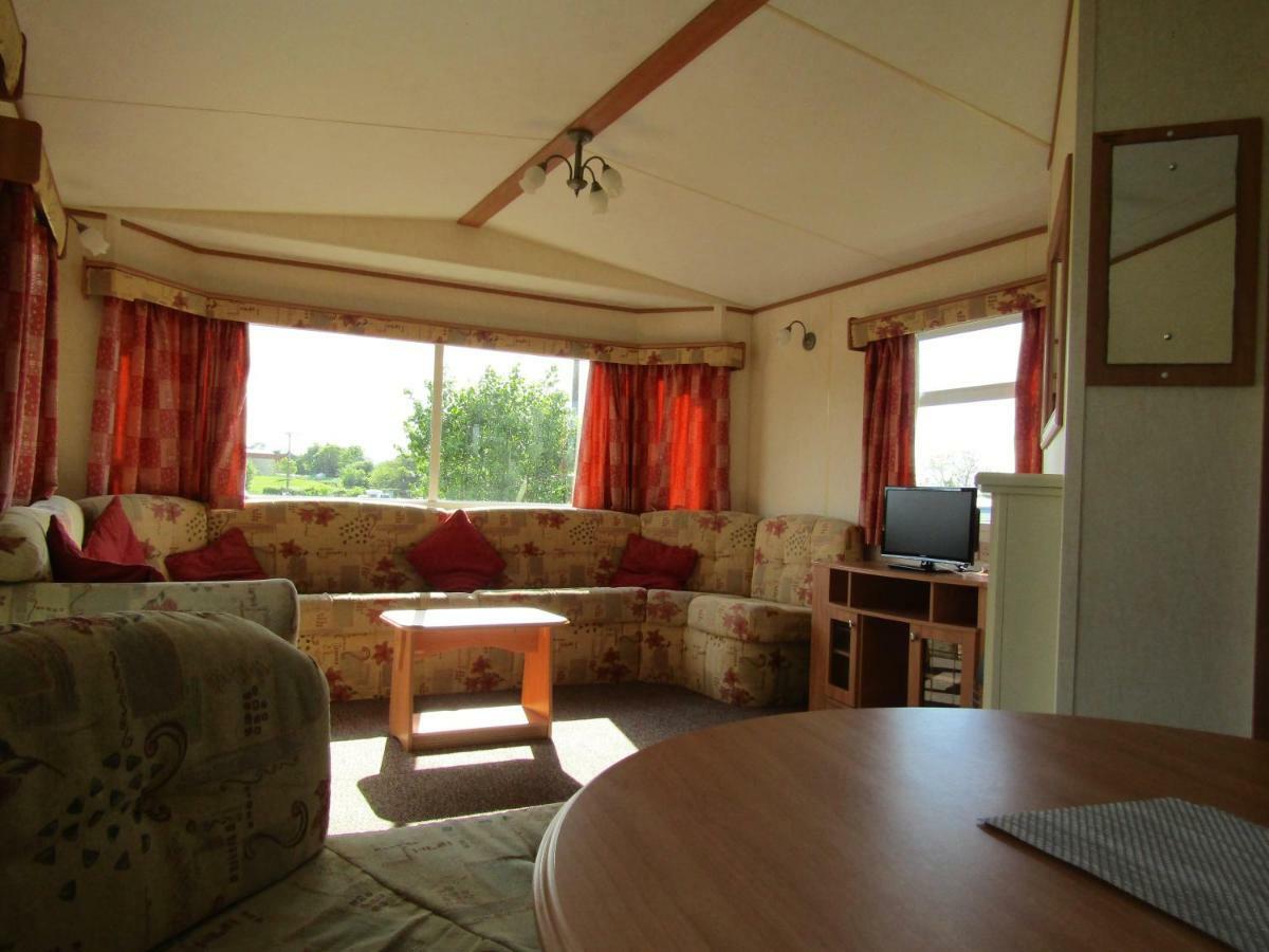 Fenlake Holiday Accommodation Metheringham Exteriör bild